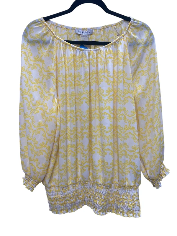 Top Long Sleeve By Peter Nygard In Yellow, Size: L