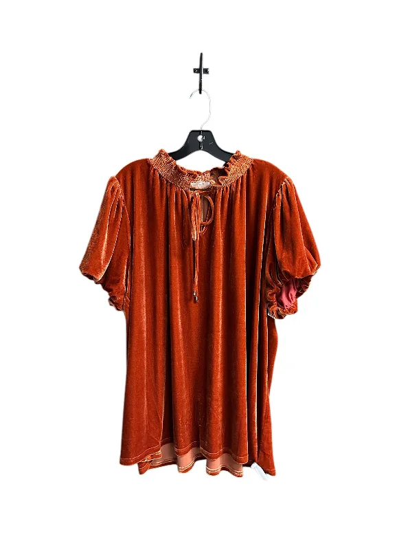 Top Short Sleeve By Entro In Orange, Size: Xl