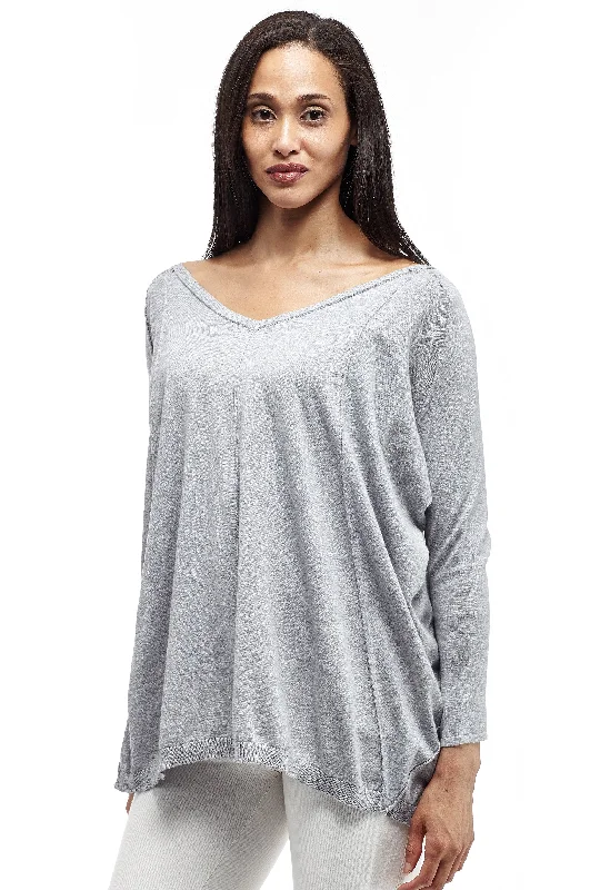 La Cera V-Neckline Pullover Sweater