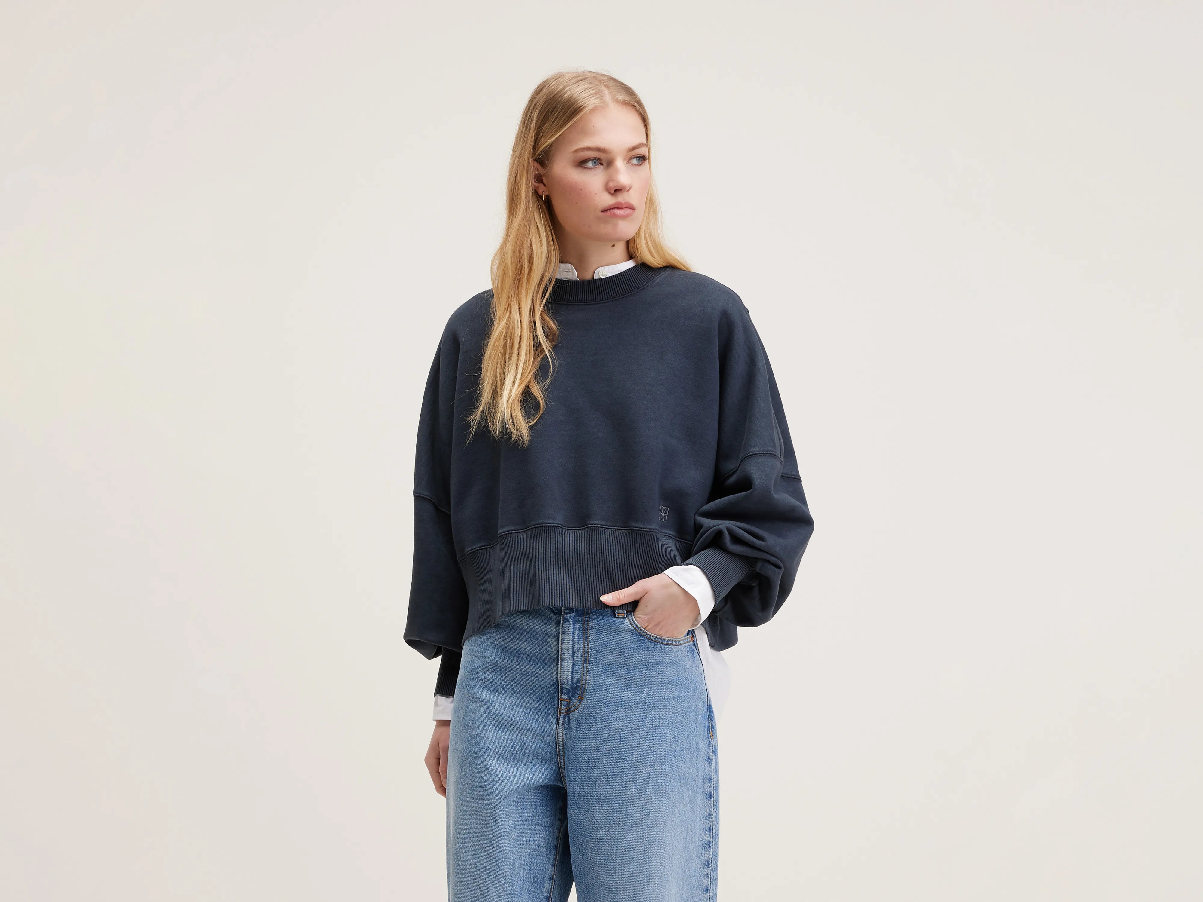 Salva cropped sweatshirt (242 / W / BLACK BEAUTY)