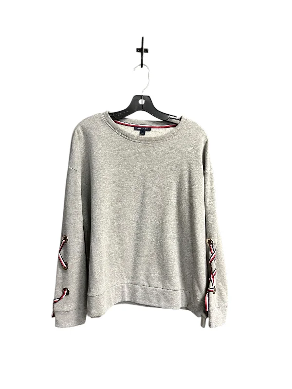 Sweater By Tommy Hilfiger In Grey, Size: M